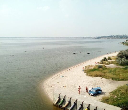 Отдых возле воды в Николаевской области